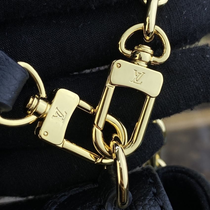 20230413_i1681381196_6774_5 Replica Louis Vuitton Wallet on Chain Ivy Black - 图片 4