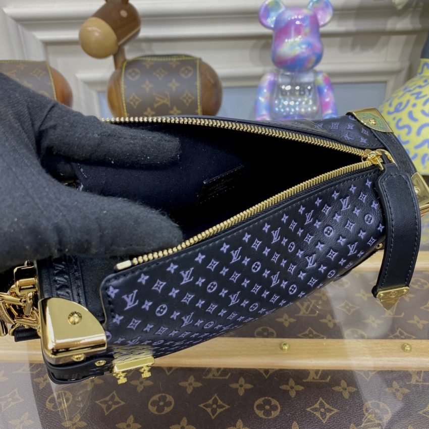 20230415_i1681554466_8766_8 Replica Louis Vuitton Side Trunk Black - 图片 7