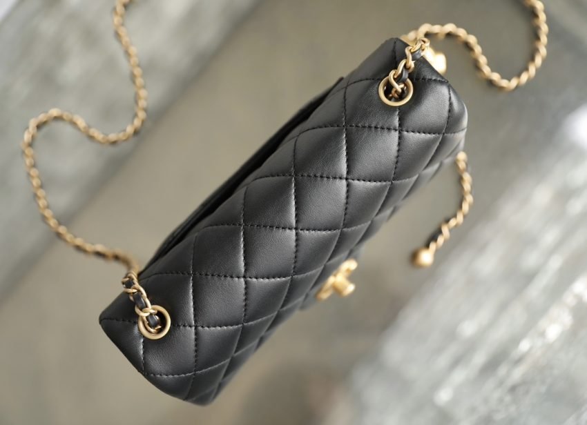20230419_i1681881342_173_5 Replica CHANEL CF 17cm Golden Ball Black - 图片 2