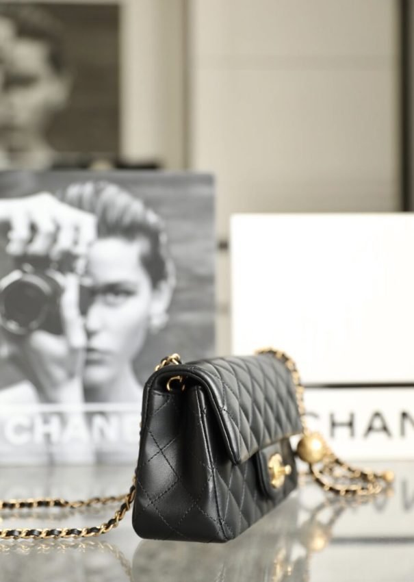 20230419_i1681881342_8232_3 Replica CHANEL CF 17cm Golden Ball Black - 图片 7