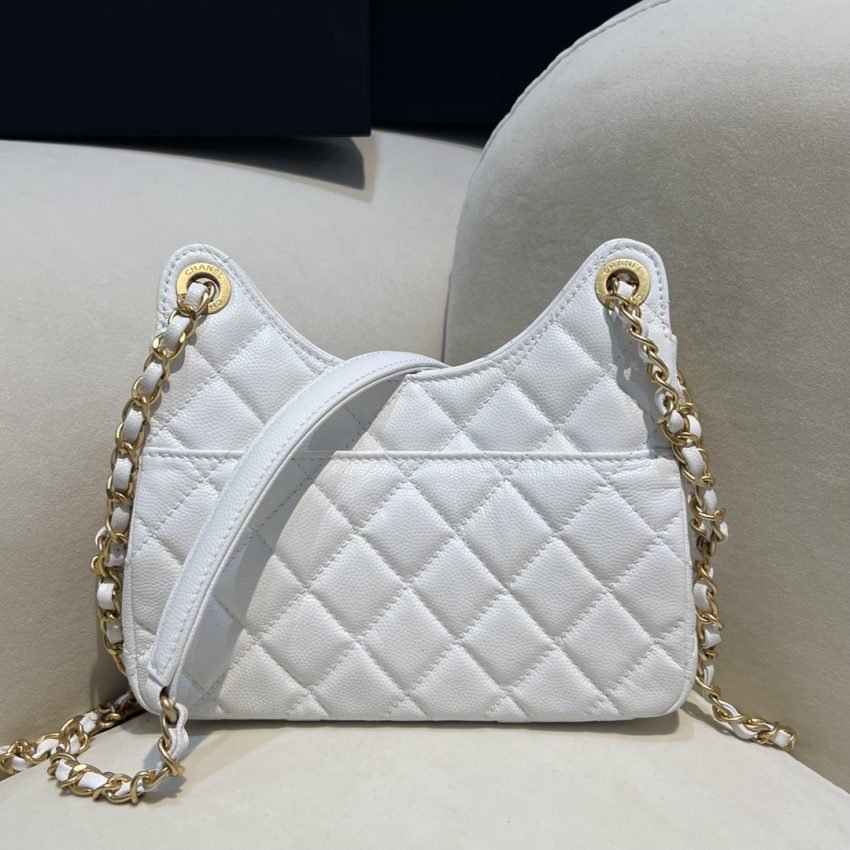 20230430_i1682842497_7738_2 Replica CHANEL 23c Hobo Small White - 图片 4