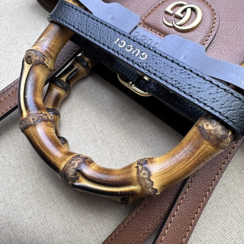 20230517_i1684314223_9108_7 Replica Gucci Diana Medium Tote Bag Brown - 图片 9