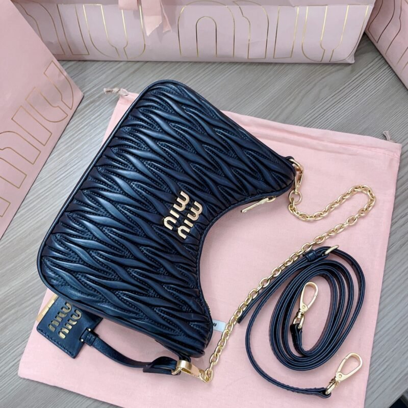 20230524_i1684861412_1233_8 Replica Miu Miu Matelassé Black - 图片 4