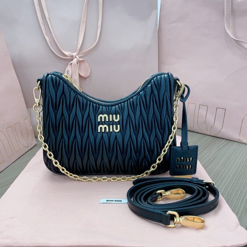 20230524_i1684861412_528_0 Replica Miu Miu Matelassé Black