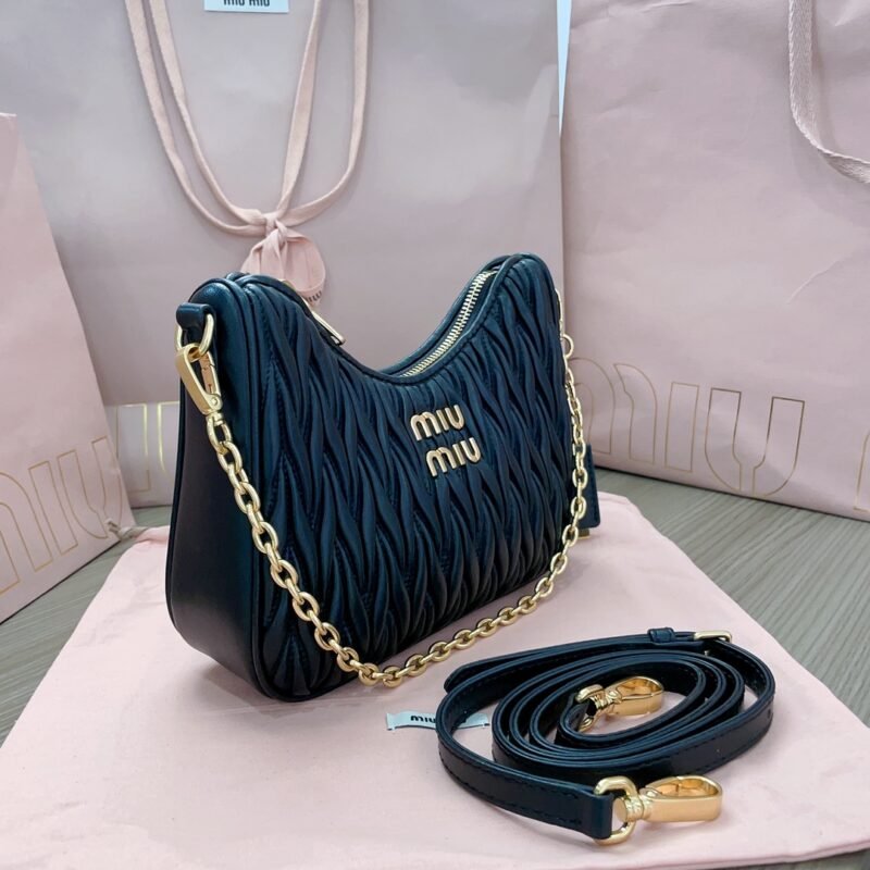 20230524_i1684861412_6070_1 Replica Miu Miu Matelassé Black - 图片 7