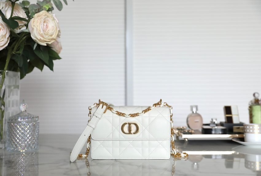 20230527_i1685164745_1250_0 Replica Dior Miss Caro White - 图片 2