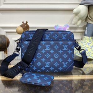Replica Louis Vuitton Trio Messenger Blue