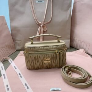 Elementor 页面 #30185 Replica Miu Miu Cosmetic Bag Milk Tea