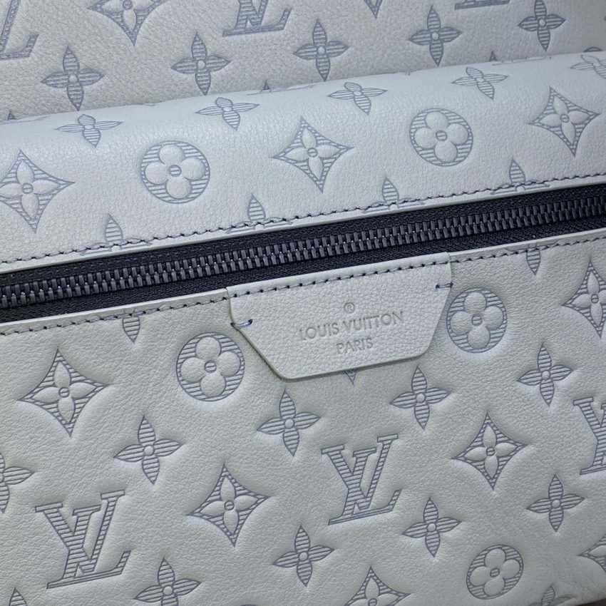 20230621_i1687348089_14_4 Replica Louis Vuitton Discovery Backpack White - 图片 2