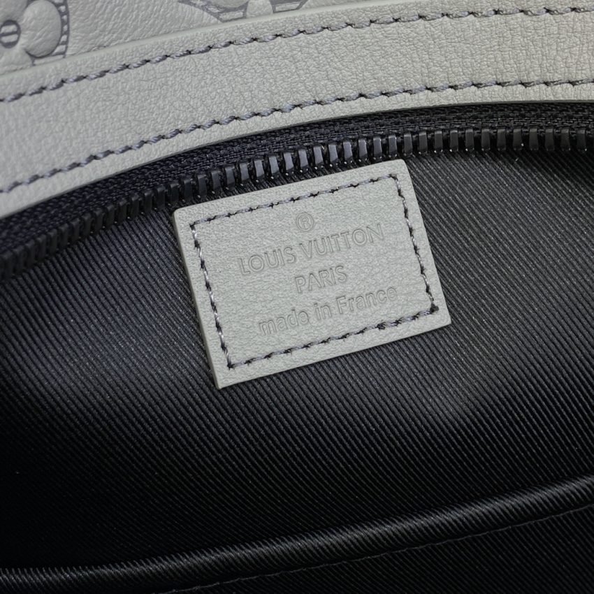 20230621_i1687348089_4056_7 Replica Louis Vuitton Discovery Backpack White - 图片 5