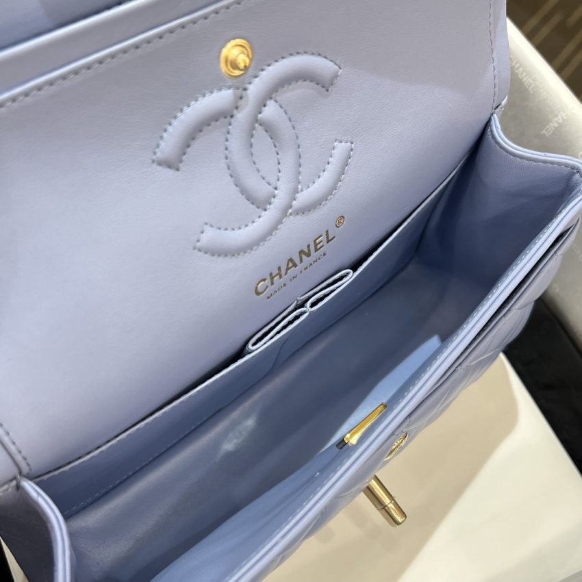 20230623_i1687496549_4938_6 Replica CHANEL Classic Flap 23cm Light Blue - 图片 5