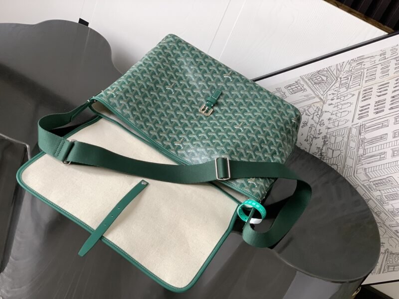 20230624_i1687620489_675_7 Replica Goyard Capetien Bag Green - 图片 3