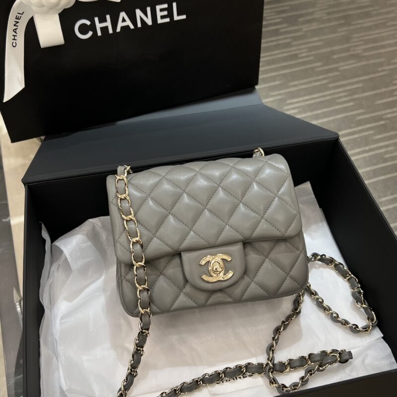20230625_i1687672842_7297_8 Replica CHANEL Classic Flap 17cm Grey