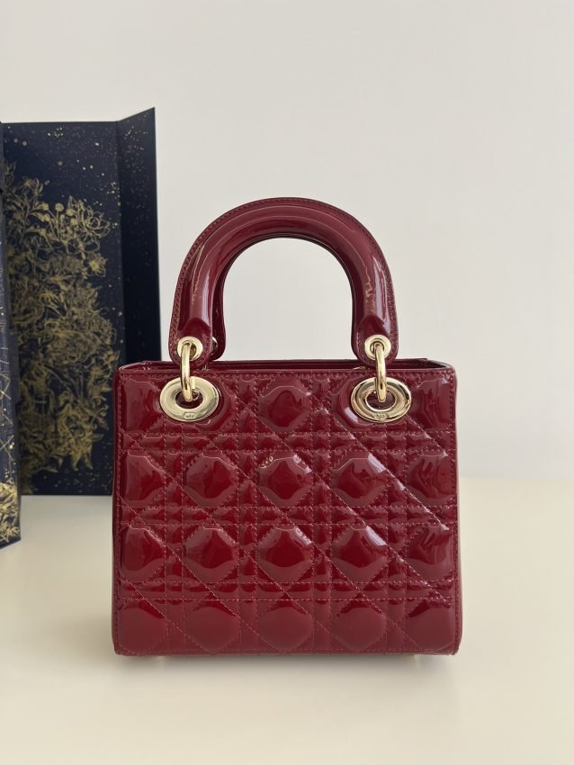20230628_i1687935864_4426_6 Replica Lady Dior Patent Red ABC - 图片 7