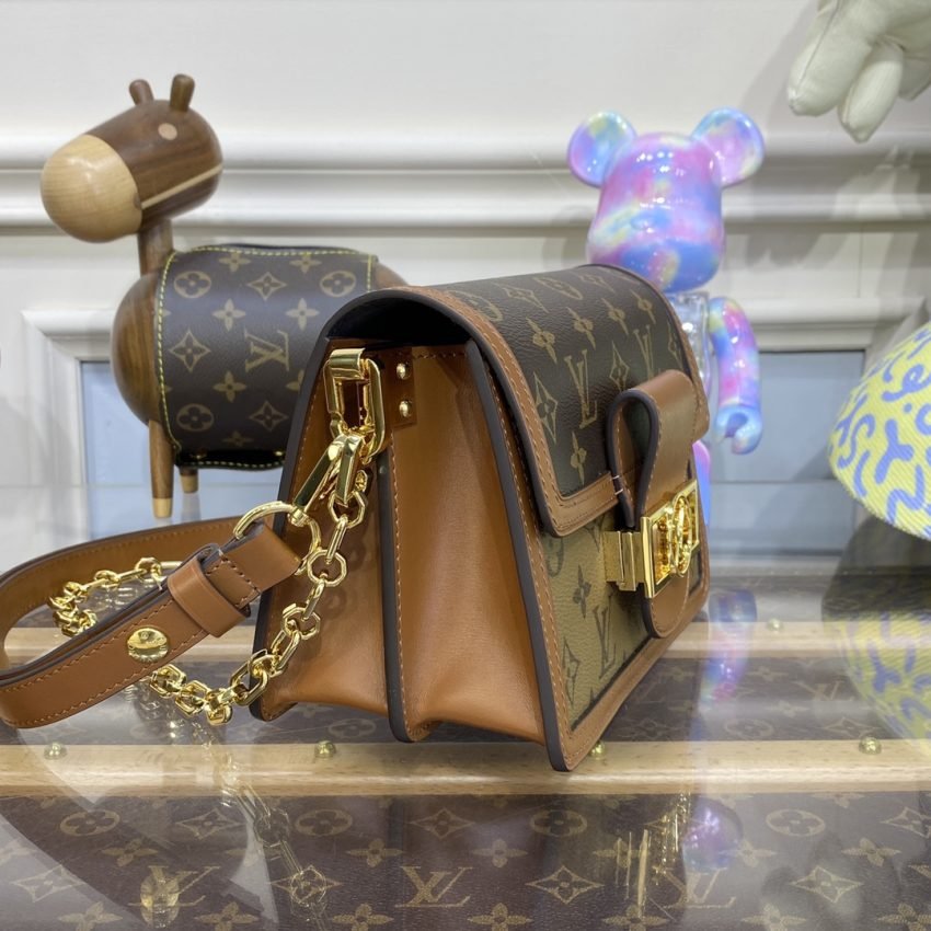 20230703_i1688382738_4617_2 Replica Louis Vuitton Dauphine Mini Brown - 图片 4