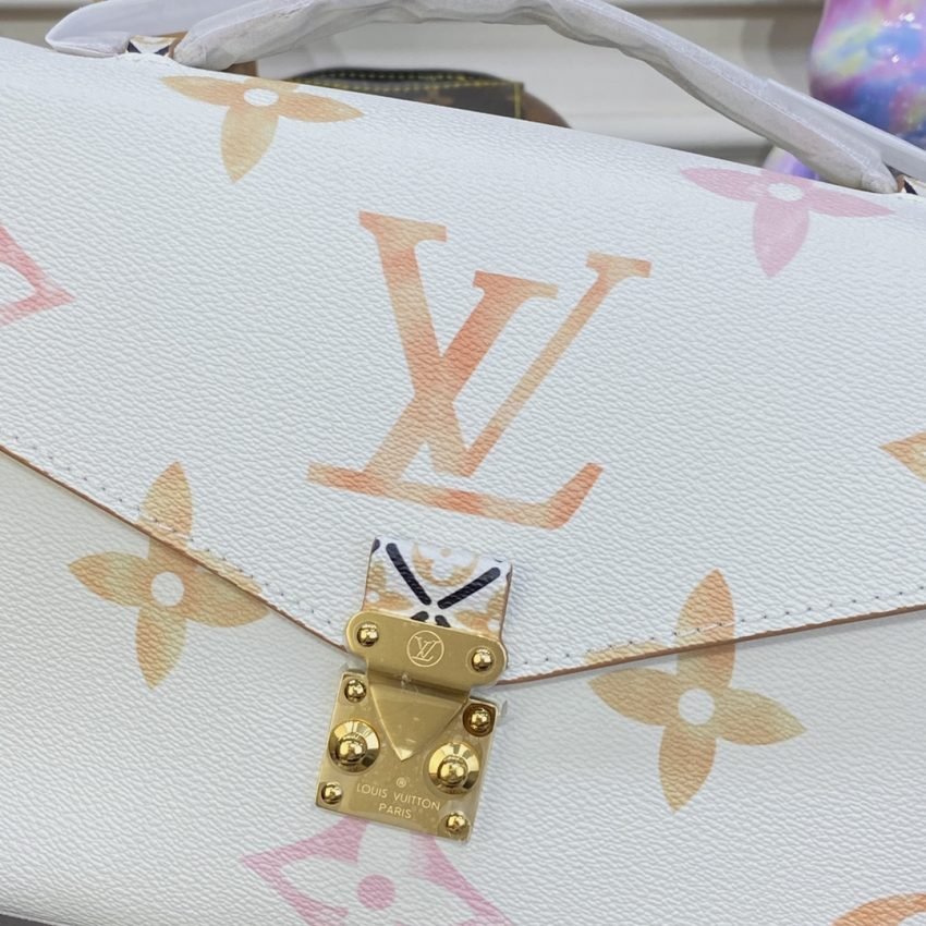 20230703_i1688383154_2633_4 Replica Louis Vuitton Pochette Metis Apricot - 图片 4