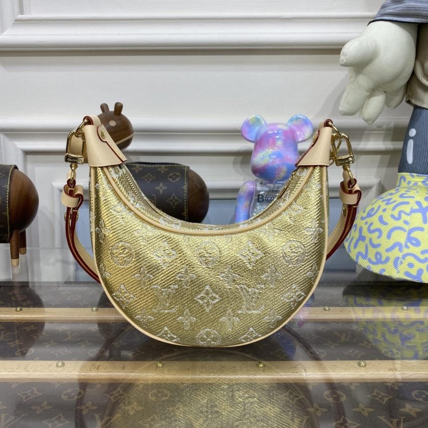 20230709_i1688901664_3385_1 Replica Louis Vuitton Loop Golden Canvas - 图片 4