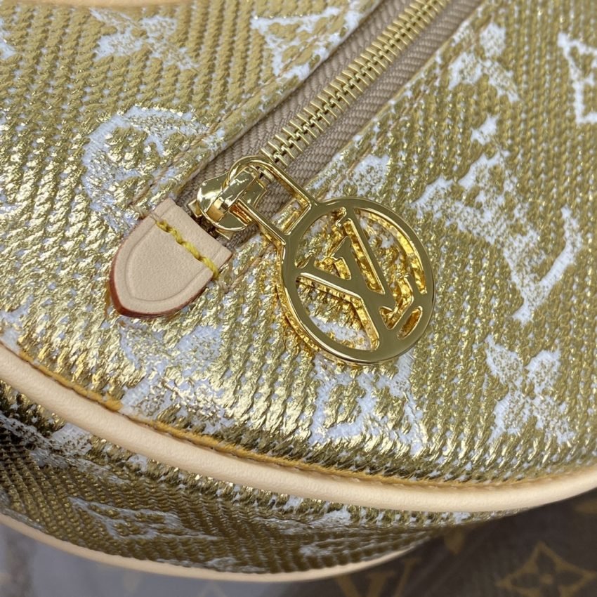 20230709_i1688901664_9600_4 Replica Louis Vuitton Loop Golden Canvas - 图片 9