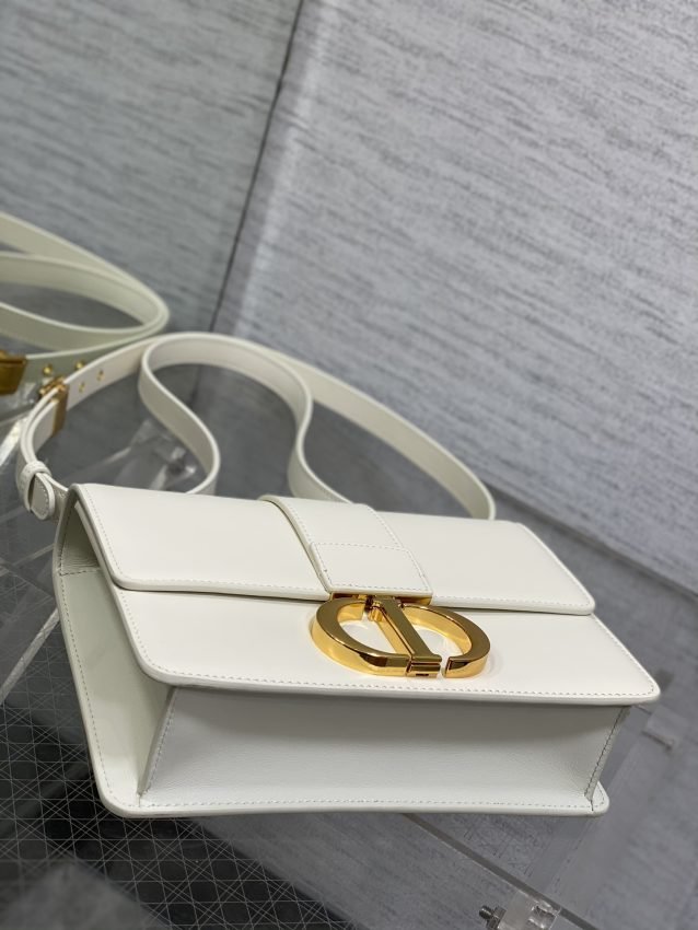 20230709_i1688916945_6475_6 Replica Dior 30 Montaigne White - 图片 4
