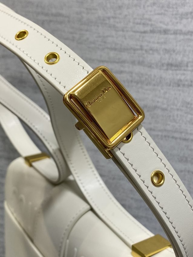 20230709_i1688916945_8076_5 Replica Dior 30 Montaigne White - 图片 9
