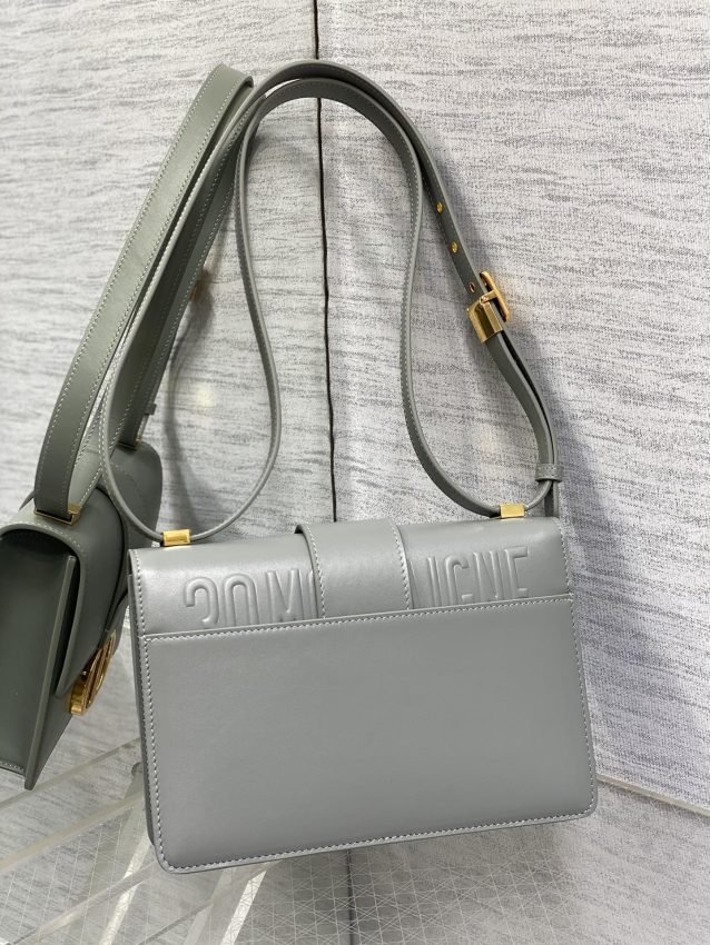 20230709_i1688917286_780_3 Replica Dior 30 Montaigne Grey - 图片 3