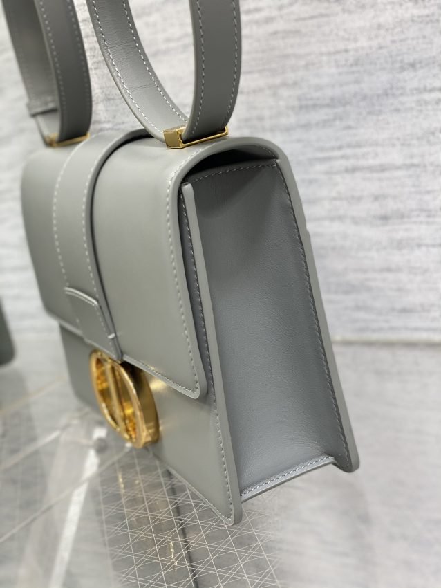 20230709_i1688917286_9380_2 Replica Dior 30 Montaigne Grey - 图片 9