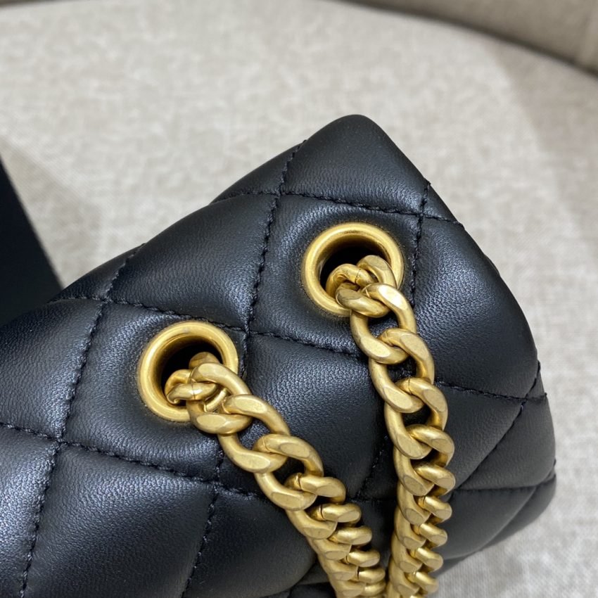 20230712_i1689167949_3916_3-1-1 Replica CHANEL 23S Camellia Square Black - 图片 5