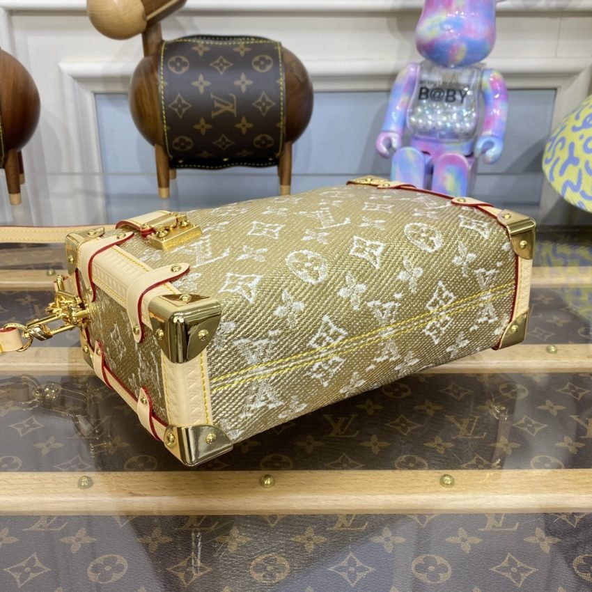 20230713_i1689248501_3890_3 Replica Louis Vuitton Side Trunk Golden - 图片 4