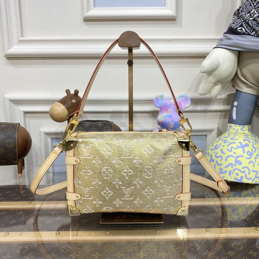 20230713_i1689248501_8452_1 Replica Louis Vuitton Side Trunk Golden - 图片 8