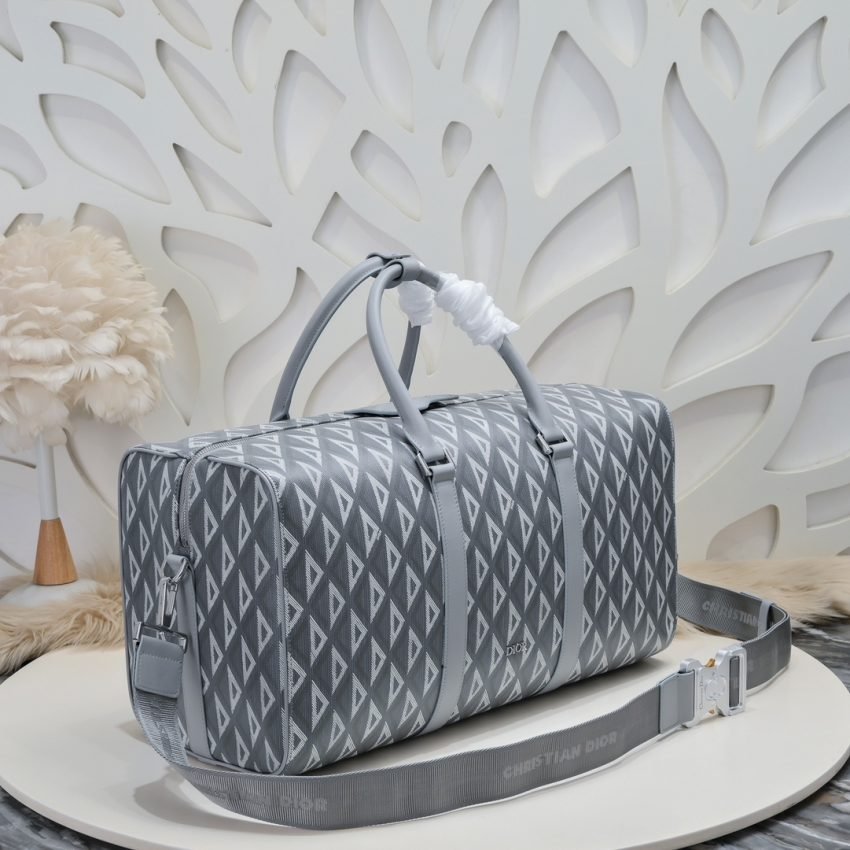 20230719_i1689704342_6532_1 Replica Dior Lingot 50 Diamond Grey - 图片 4