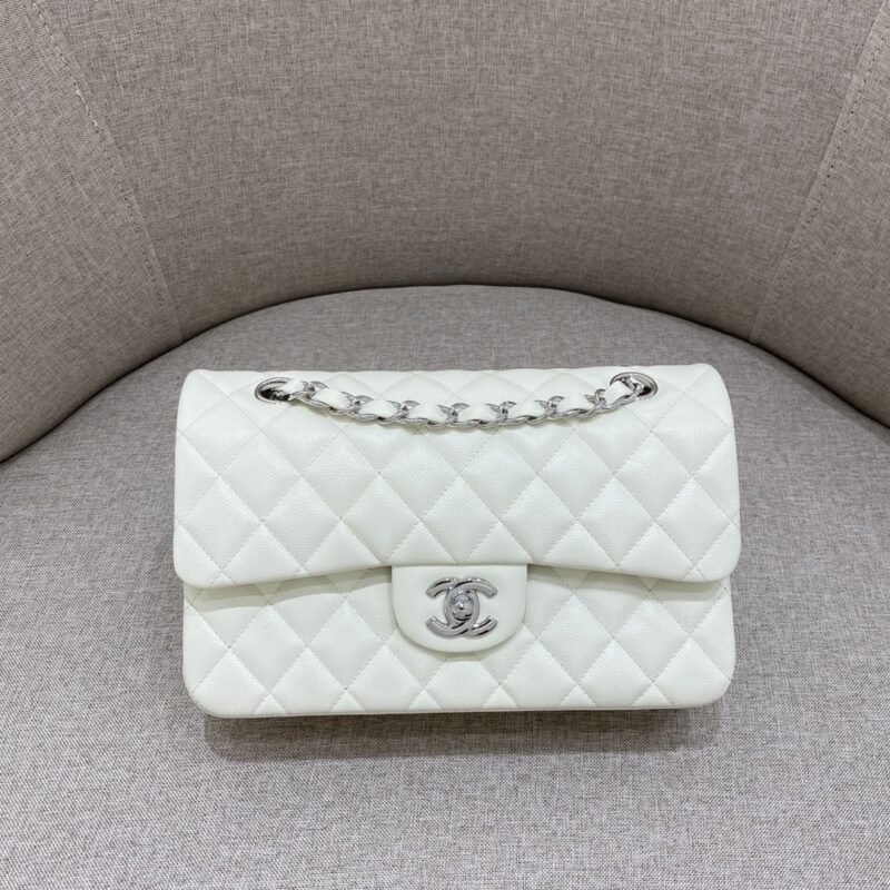 20230719_i1689765100_2451_0 Replica CHANEL Classic Flap 23cm White