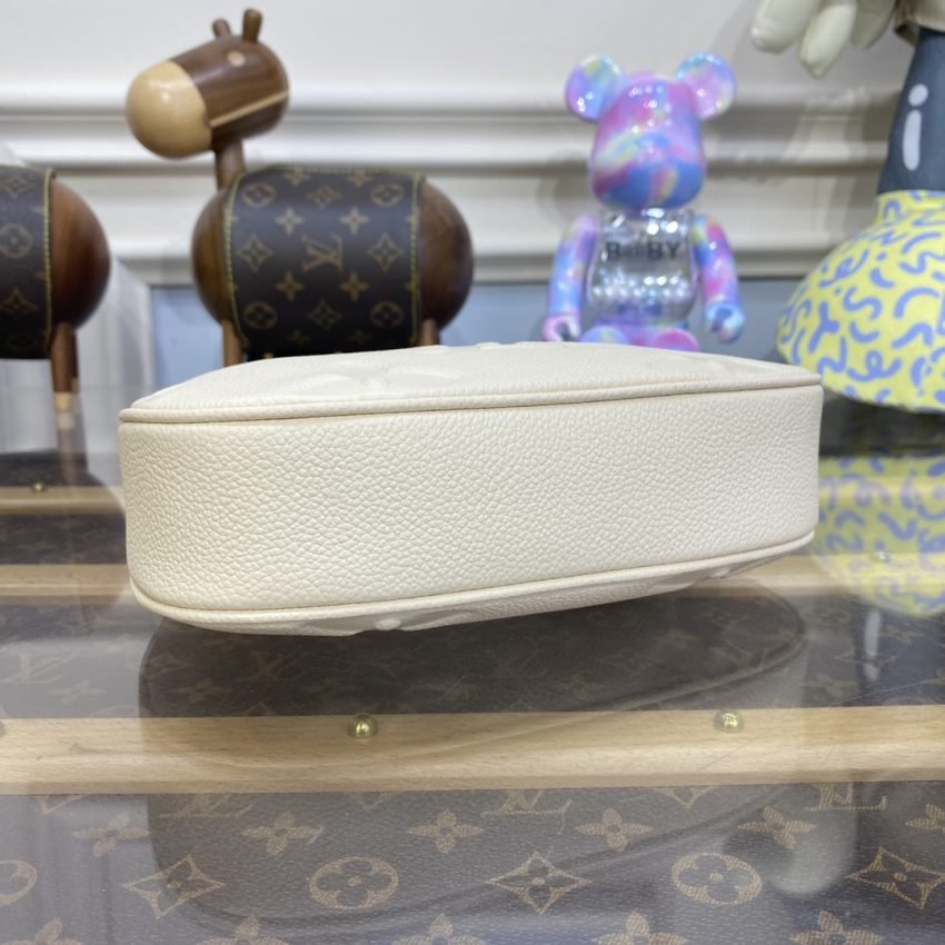 20230723_i1690110658_947_3 Replica Louis Vuitton Mini Moon White - 图片 2