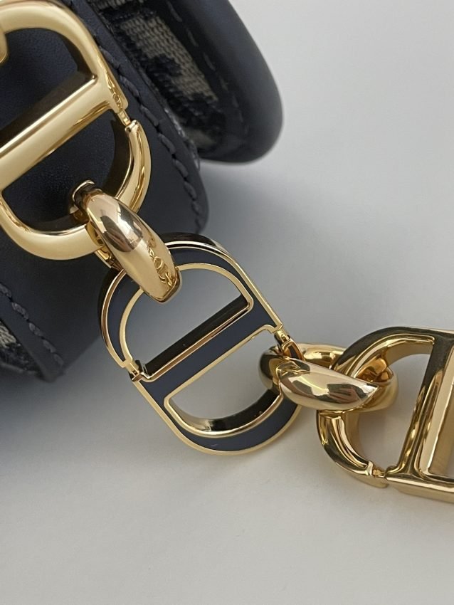 20230819_i1692433698_2335_2 Replica Dior 30 Montaigne Avenue Bag - 图片 3