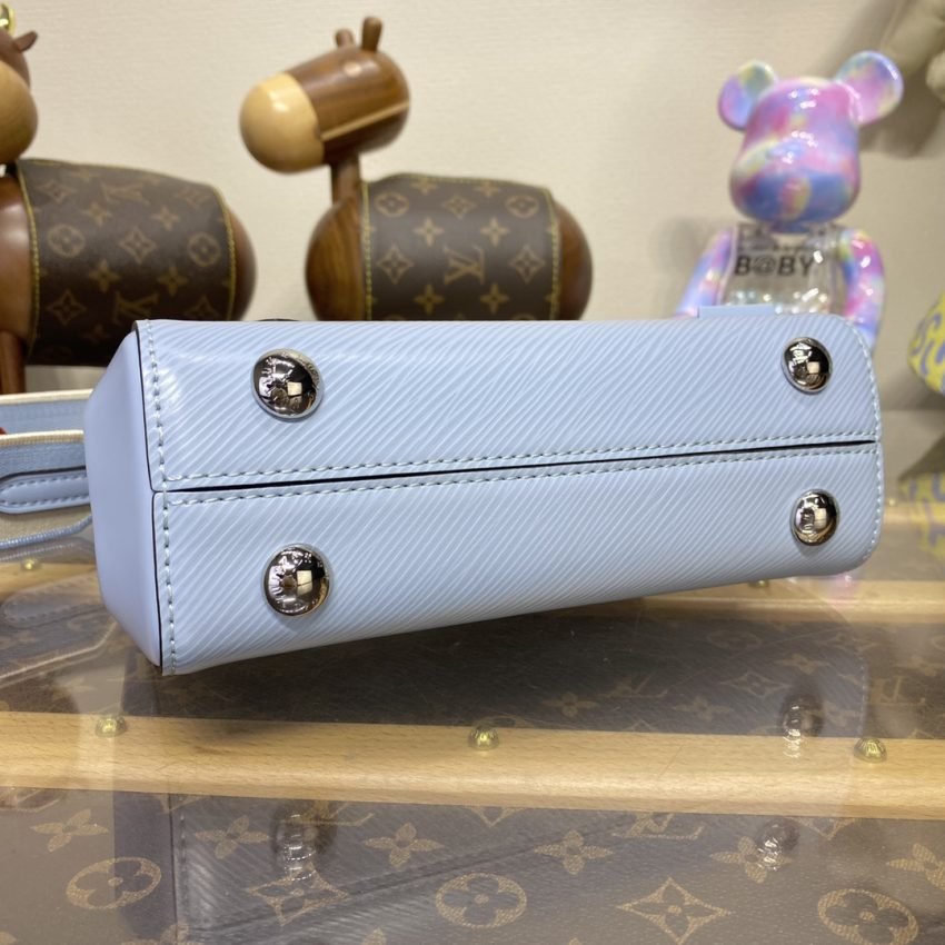 20230822_i1692712298_8811_3 Replica Louis Vuitton Cluny Mini Sky Blue - 图片 7