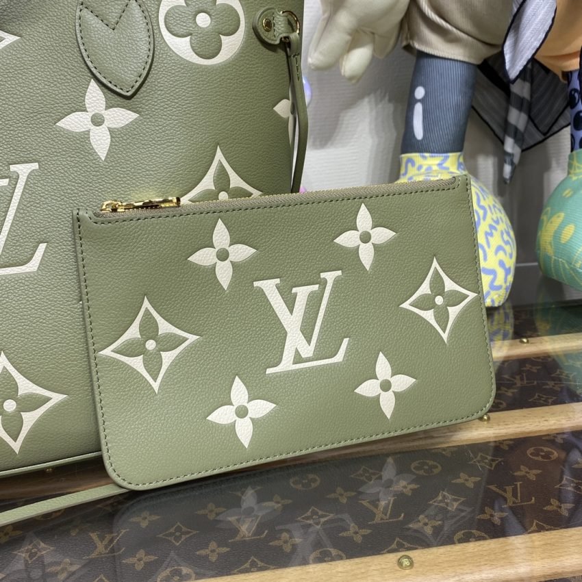 20230825_i1692962202_4740_5 Replica Louis Vuitton Neverfull MM Green - 图片 6