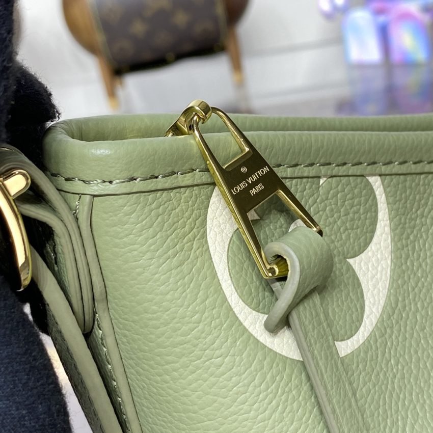 20230829_i1693306189_3988_6 Replica Louis Vuitton Carry All Green - 图片 4