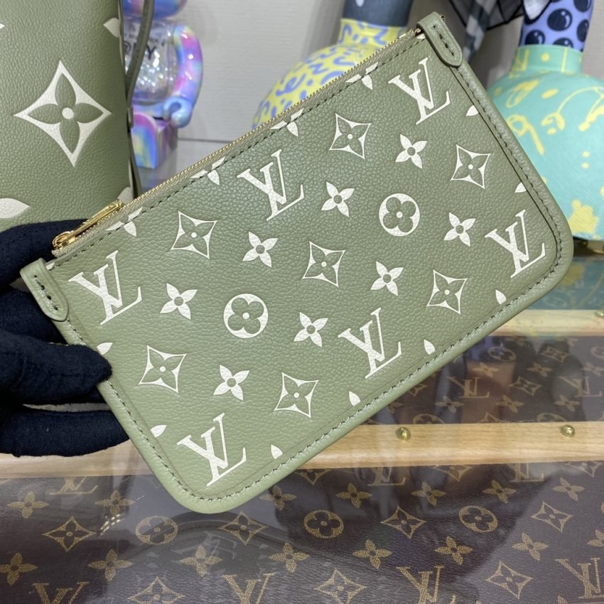 20230829_i1693306189_8623_4 Replica Louis Vuitton Carry All Green - 图片 8