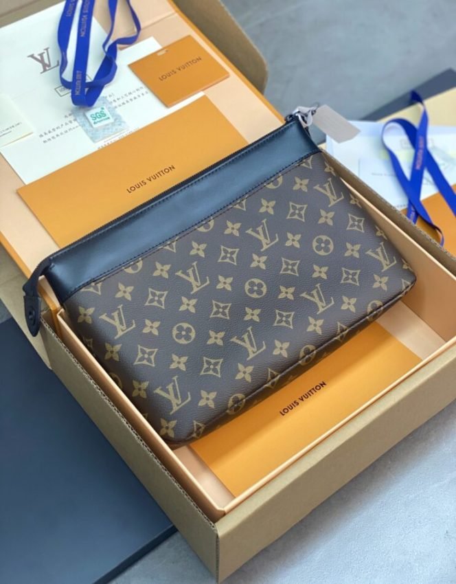 20230920_i1695155176_3773_1 Replica Louis Vuitton Pochette Voyage Souple Brown - 图片 8