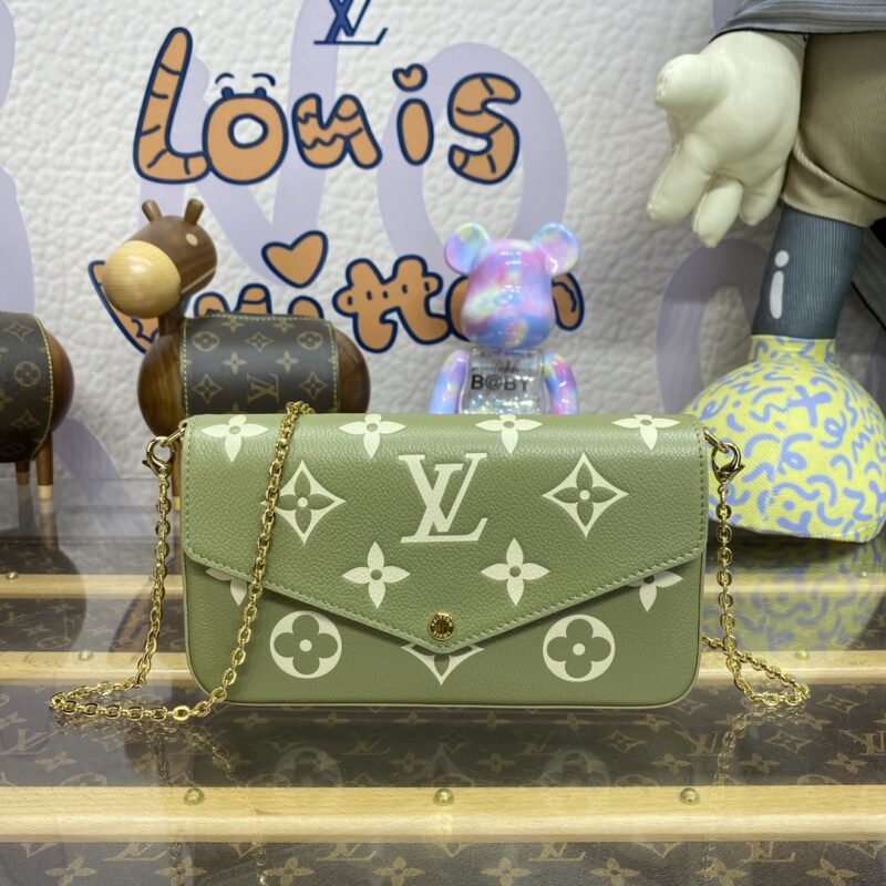 20231012_i1697113270_1330_0 Replica Louis Vuitton Félicie Pochette Green