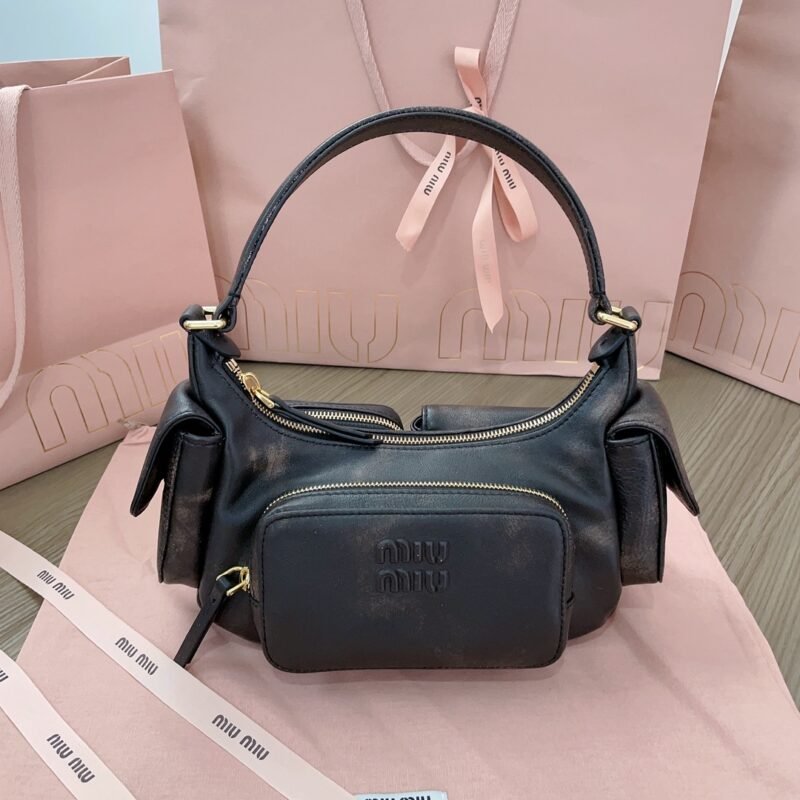 20231013_i1697134162_5054_0 Replica Miu Miu Nappa Pocket Bag