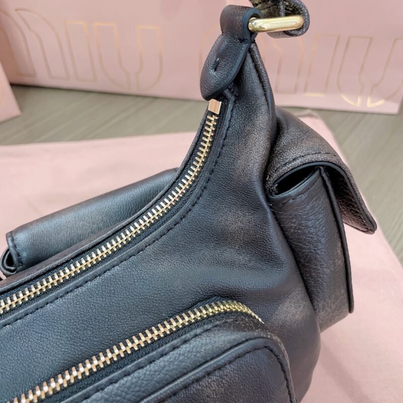20231013_i1697134162_5457_5 Replica Miu Miu Nappa Pocket Bag - 图片 7