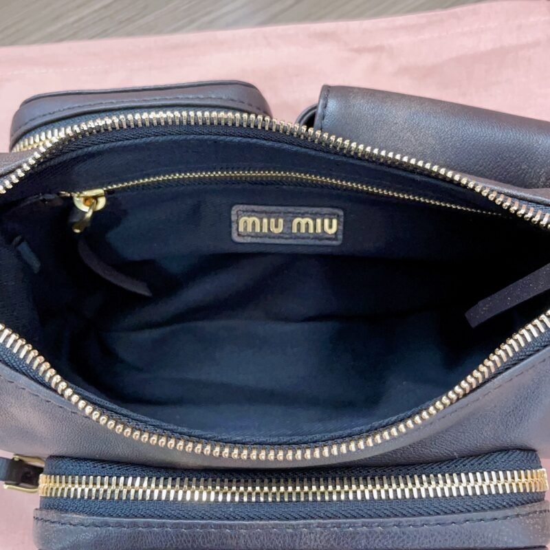 20231013_i1697134162_6722_8 Replica Miu Miu Nappa Pocket Bag - 图片 8