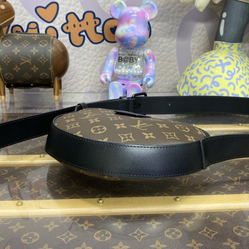 20231016_i1697459680_7816_3 Replica Louis Vuitton Moon Crossbody Brown - 图片 8