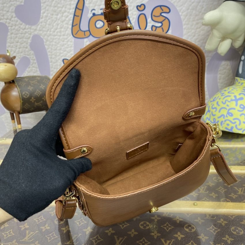 20231022_i1697975904_1138_8 Replica Louis Vuitton Saumur Brown - 图片 3