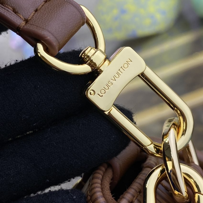 20231022_i1697975904_30_6 Replica Louis Vuitton Saumur Brown - 图片 2