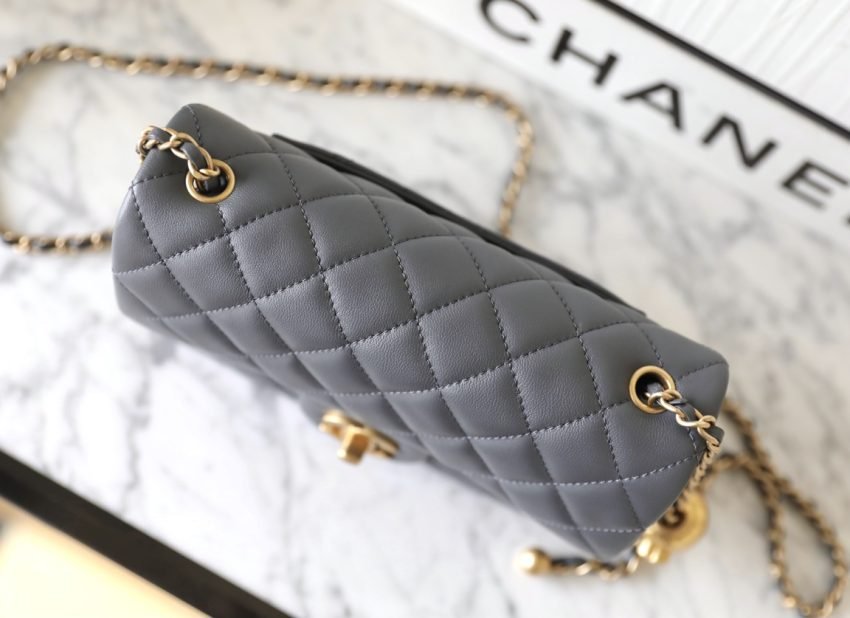 20231023_i1698039707_1397_5 Replica CHANEL CF 20cm Golden Ball Grey - 图片 4