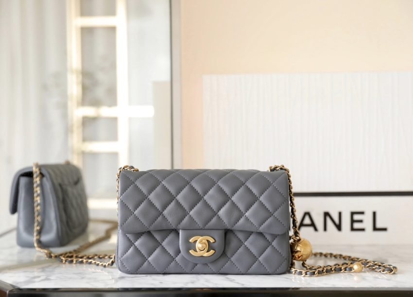 20231023_i1698039707_366_0 Replica CHANEL CF 20cm Golden Ball Grey - 图片 3