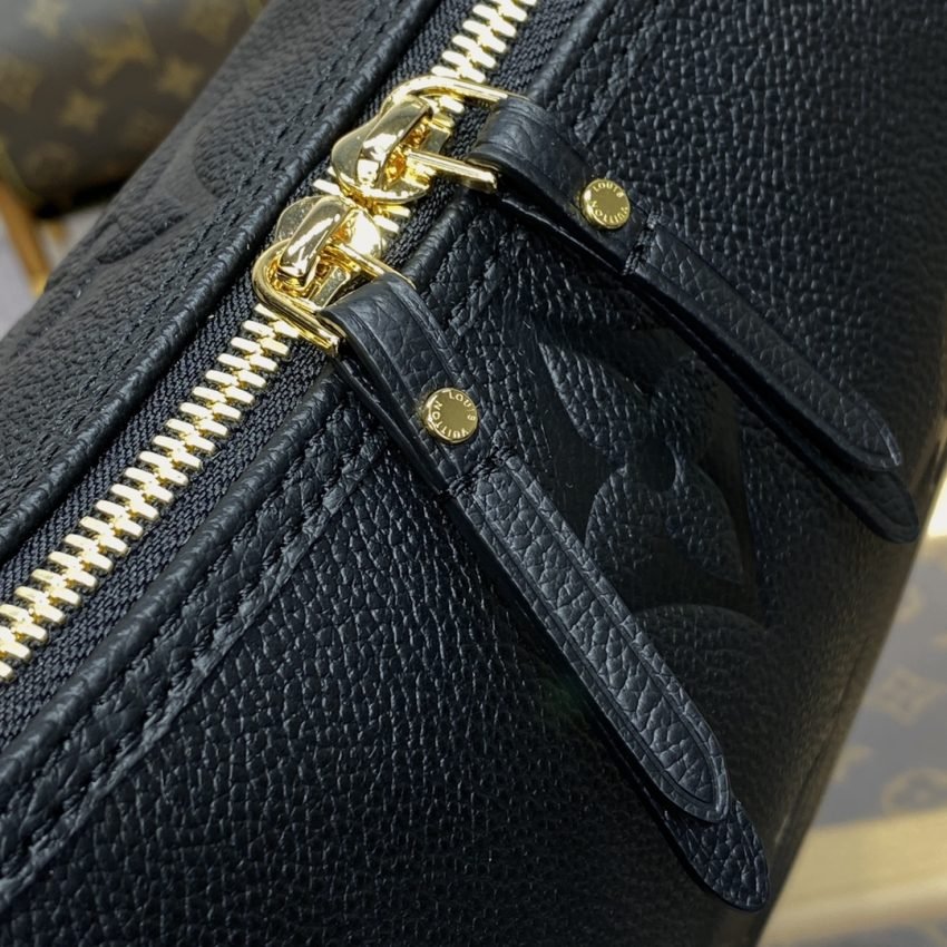 20231111_i1699703414_277_6 Replica Louis Vuitton Loop Hobo Black - 图片 2