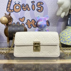 Elementor 页面 #30041 Replica Louis Vuitton Wallet On Chain Metis White