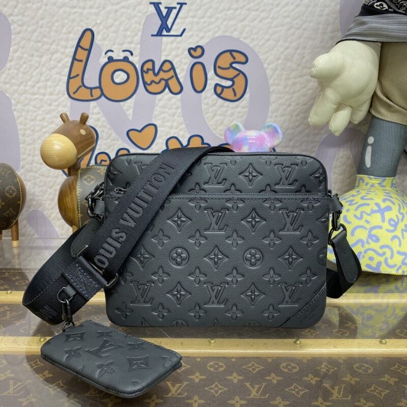 20231112_i1699789026_5646_0 Replica Louis Vuitton Trio Messenger Full Black